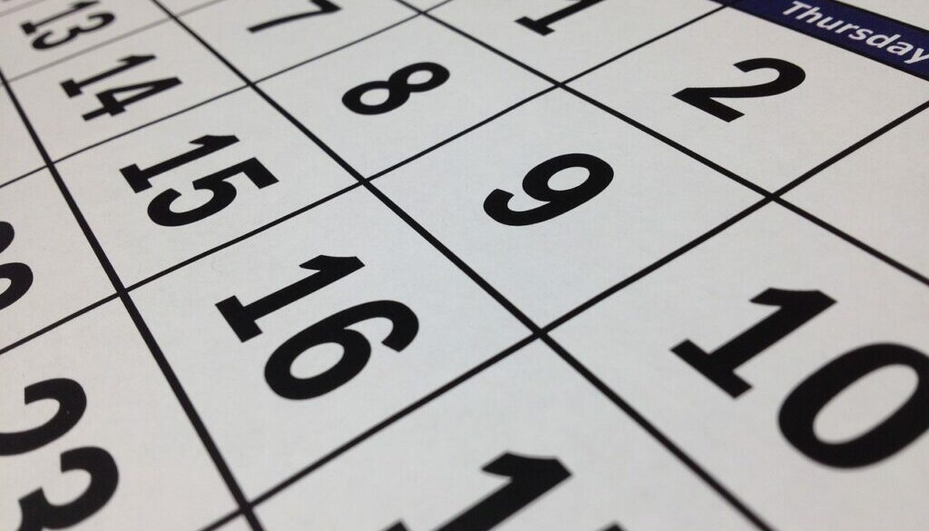 Kartka z kalendarza z polami dla poszczególnych dni miesiąca